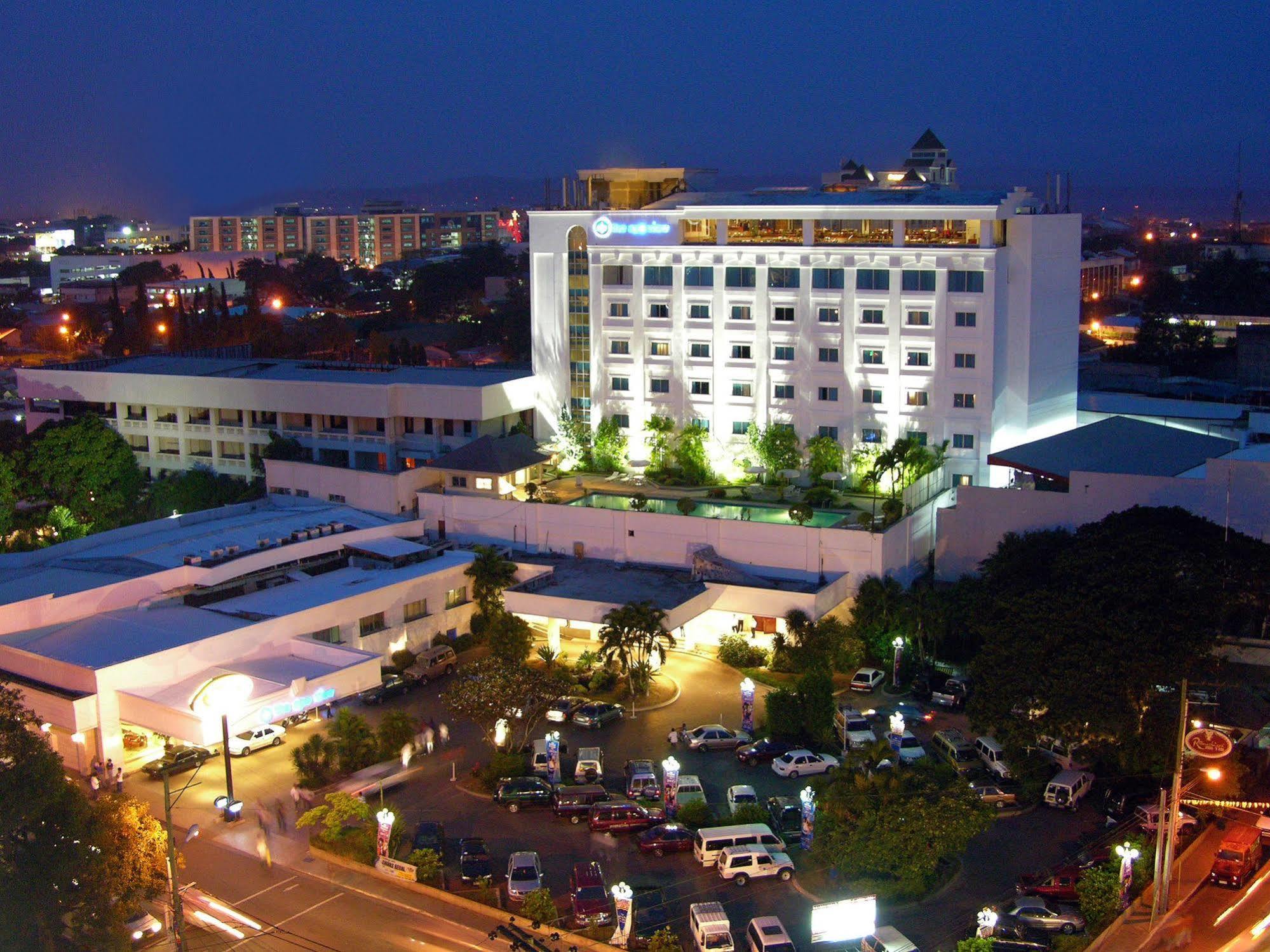 The Apo View Hotel Davao City Екстериор снимка